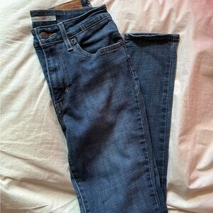 Levi's Women's Dark Indigo High Rise Skinny Jeans 721